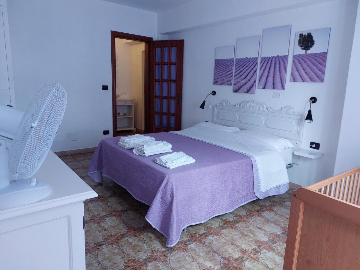 Agriturismo Giorgi Appartamenti In Riviera Ligure Albenga Kültér fotó